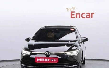 Volkswagen Golf VIII, 2022 год, 2 550 000 рублей, 2 фотография