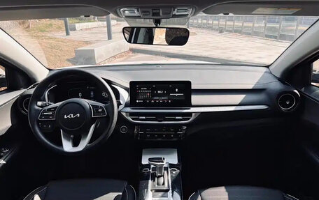 KIA K3, 2026 год, 1 730 000 рублей, 12 фотография