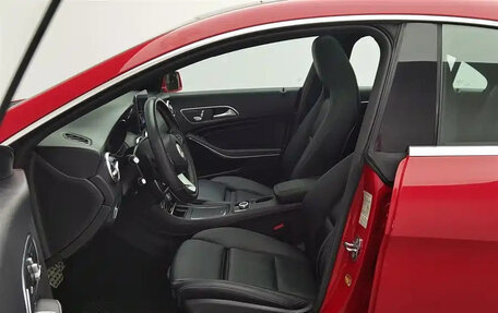 Mercedes-Benz CLA, 2018 год, 1 800 001 рублей, 10 фотография