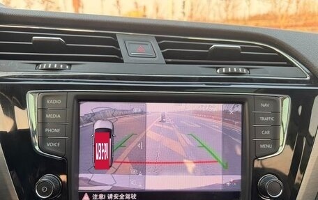 Volkswagen Touran III, 2021 год, 1 750 000 рублей, 8 фотография