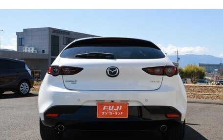 Mazda 3, 2021 год, 1 500 000 рублей, 7 фотография