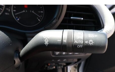 Mazda 3, 2021 год, 1 500 000 рублей, 12 фотография