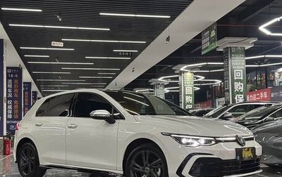 Volkswagen Golf VIII, 2023 год, 1 640 000 рублей, 1 фотография