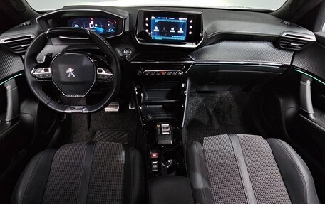 Peugeot 2008 II, 2023 год, 1 720 000 рублей, 7 фотография