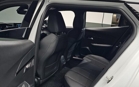 Peugeot 2008 II, 2023 год, 1 720 000 рублей, 12 фотография