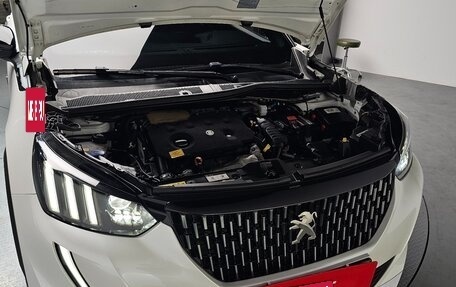 Peugeot 2008 II, 2023 год, 1 720 000 рублей, 6 фотография