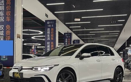 Volkswagen Golf VIII, 2023 год, 1 640 000 рублей, 3 фотография