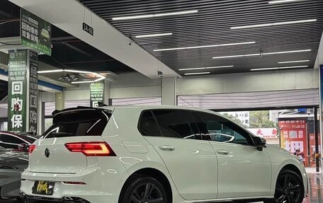 Volkswagen Golf VIII, 2023 год, 1 640 000 рублей, 4 фотография