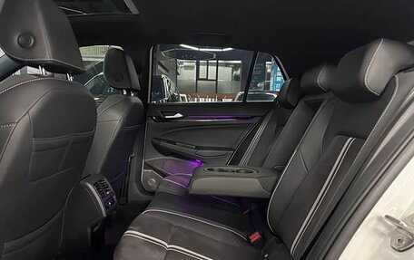 Volkswagen Golf VIII, 2023 год, 1 640 000 рублей, 10 фотография