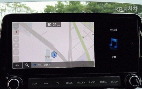 Hyundai Kona I, 2022 год, 2 228 400 рублей, 15 фотография