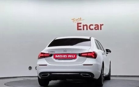 Mercedes-Benz A-Класс, 2022 год, 2 189 030 рублей, 4 фотография