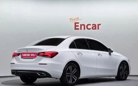 Mercedes-Benz A-Класс, 2022 год, 2 189 030 рублей, 3 фотография