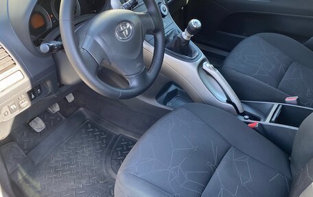 Toyota Auris II, 2009 год, 947 000 рублей, 24 фотография