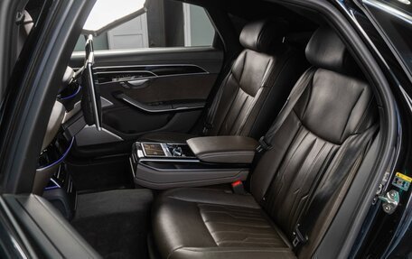 Audi A8, 2019 год, 5 849 000 рублей, 15 фотография