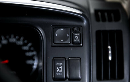 Nissan Serena III, 2010 год, 999 000 рублей, 18 фотография