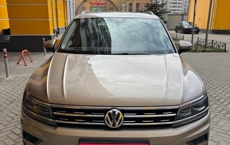 Volkswagen Tiguan II, 2017 год, 2 725 000 рублей, 1 фотография