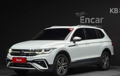 Volkswagen Tiguan, 2023 год, 2 680 000 рублей, 1 фотография