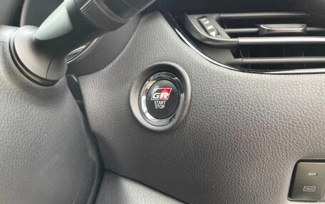 Toyota C-HR I рестайлинг, 2021 год, 1 341 027 рублей, 9 фотография