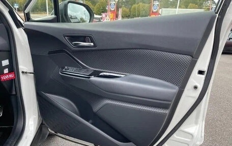 Toyota C-HR I рестайлинг, 2021 год, 1 341 027 рублей, 6 фотография