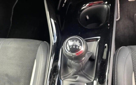 Toyota C-HR I рестайлинг, 2021 год, 1 341 027 рублей, 24 фотография