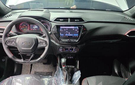 Chevrolet TrailBlazer, 2022 год, 1 820 000 рублей, 5 фотография