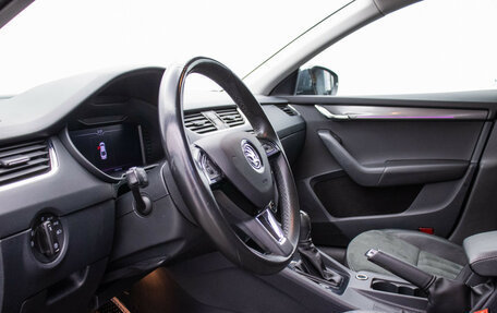 Skoda Octavia, 2019 год, 1 980 000 рублей, 10 фотография