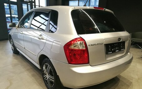 KIA Cerato I, 2005 год, 500 000 рублей, 3 фотография