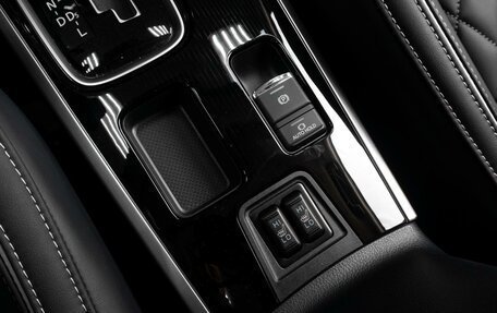 Mitsubishi Outlander III рестайлинг 3, 2022 год, 3 149 000 рублей, 18 фотография