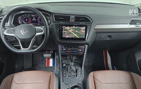 Volkswagen Tiguan, 2023 год, 2 650 000 рублей, 6 фотография