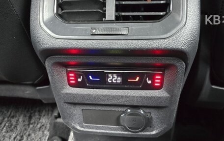 Volkswagen Tiguan, 2023 год, 2 650 000 рублей, 17 фотография