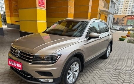Volkswagen Tiguan II, 2017 год, 2 725 000 рублей, 6 фотография