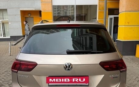 Volkswagen Tiguan II, 2017 год, 2 725 000 рублей, 4 фотография