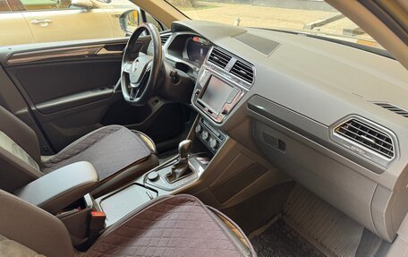 Volkswagen Tiguan II, 2017 год, 2 725 000 рублей, 9 фотография