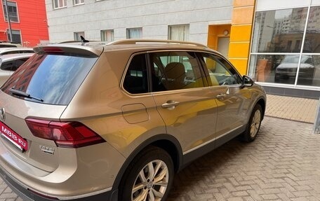 Volkswagen Tiguan II, 2017 год, 2 725 000 рублей, 8 фотография