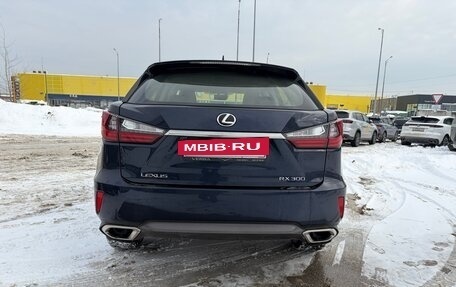 Lexus RX IV рестайлинг, 2018 год, 3 900 000 рублей, 4 фотография