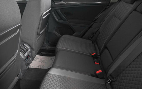 Volkswagen Tiguan II, 2018 год, 2 469 000 рублей, 10 фотография