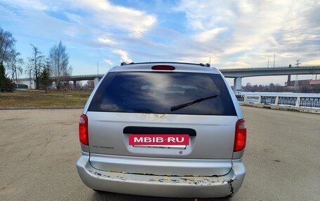 Chrysler Voyager IV, 2001 год, 550 000 рублей, 6 фотография