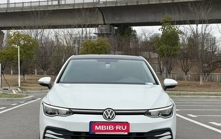 Volkswagen Golf VIII, 2023 год, 1 730 007 рублей, 2 фотография