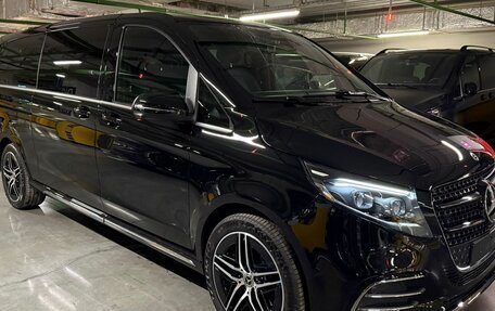 Mercedes-Benz V-Класс, 2025 год, 14 390 000 рублей, 2 фотография