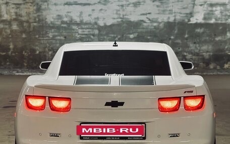 Chevrolet Camaro IV, 2011 год, 1 700 000 рублей, 3 фотография