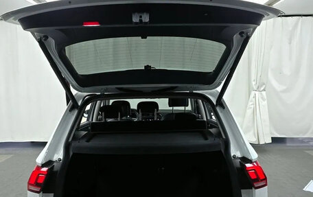 Volkswagen Tiguan II, 2022 год, 3 400 000 рублей, 9 фотография