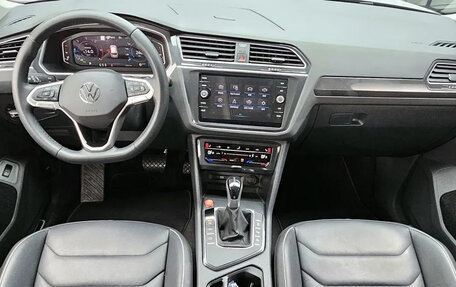 Volkswagen Tiguan II, 2022 год, 3 365 000 рублей, 8 фотография