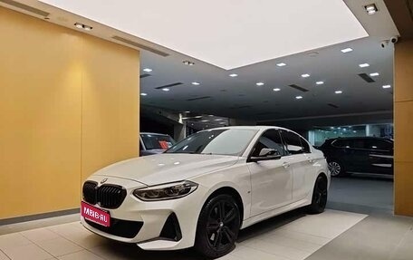 BMW 1 серия, 2022 год, 1 440 000 рублей, 1 фотография