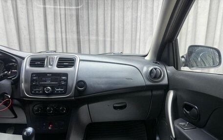 Renault Sandero II рестайлинг, 2019 год, 1 099 000 рублей, 23 фотография