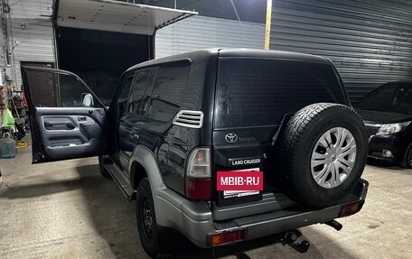 Toyota Land Cruiser Prado 90 рестайлинг, 1997 год, 1 050 000 рублей, 3 фотография