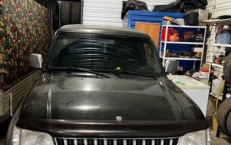 Toyota Land Cruiser Prado 90 рестайлинг, 1997 год, 1 050 000 рублей, 14 фотография