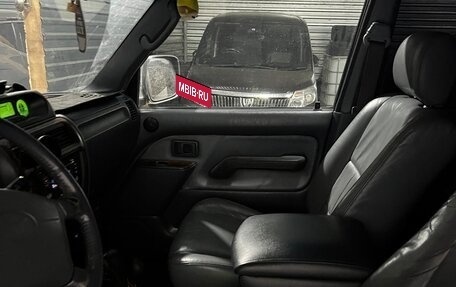 Toyota Land Cruiser Prado 90 рестайлинг, 1997 год, 1 050 000 рублей, 10 фотография