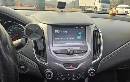 Chevrolet Cruze II, 2017 год, 1 050 000 рублей, 13 фотография