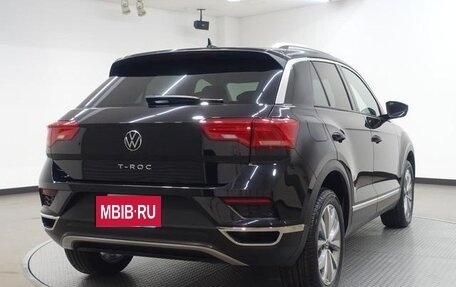 Volkswagen T-Roc I, 2021 год, 1 530 000 рублей, 5 фотография