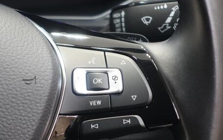 Volkswagen T-Roc I, 2021 год, 1 530 000 рублей, 22 фотография